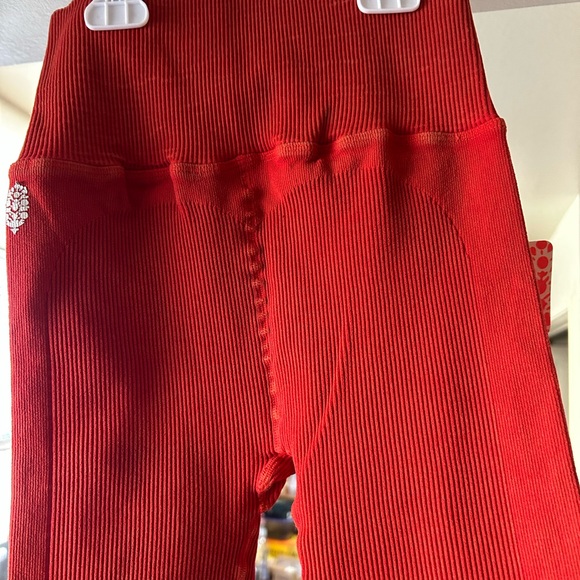 NWT Free People Movement 7/8 Ribbed Leggings M/L Coral / Bright Orange NEW - Picture 3 of 6